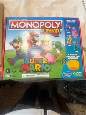 Hasbro Monopoly Junior Super Mario Board Game - Red, Blue, Green, Yellow